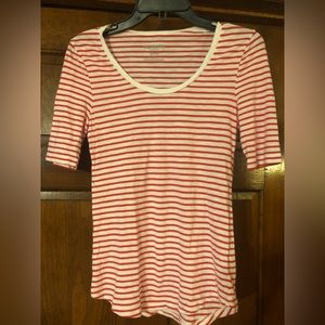 Old Navy Size XS Red and White Stripe ¾ Sleeve Shirt